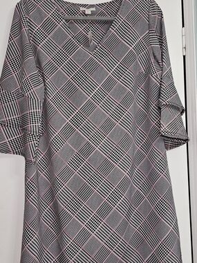 Women's Pink and Black Plaid Shift Dress